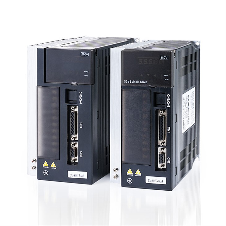 Pemandu motor servo 3 fasa